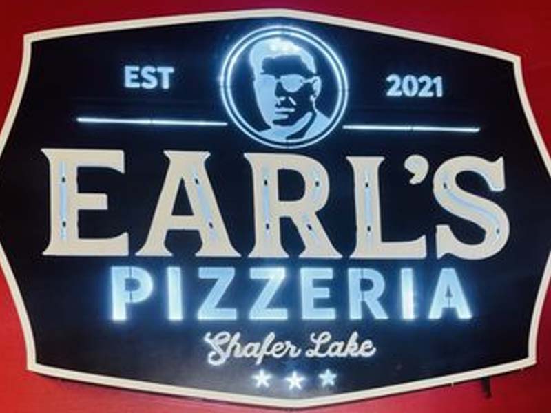 Earl's Pizzeria